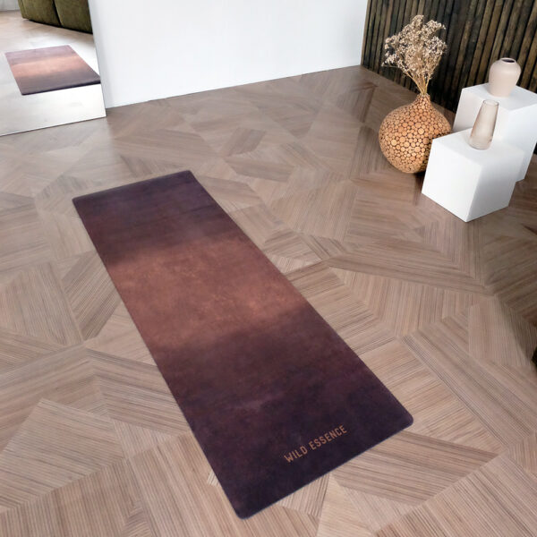 minimalistic yoga mat